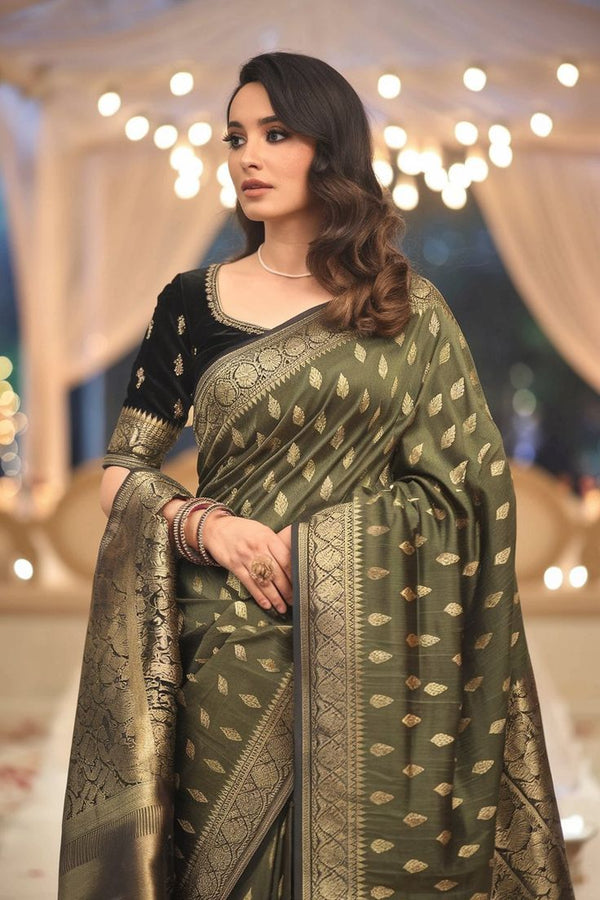 Classic Coral Kanjivaram with Zari Border